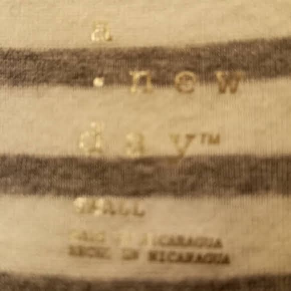 A new day  long sleeve top - Picture 4 of 4